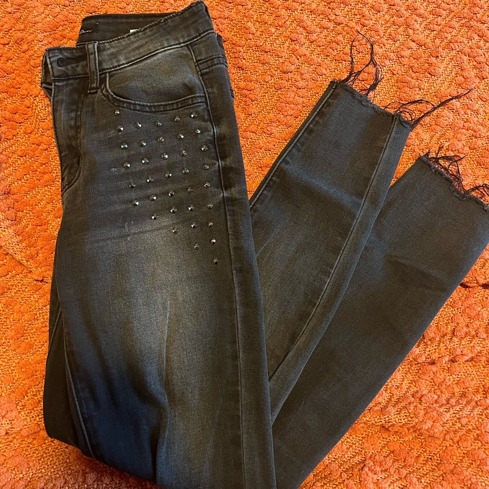 CUTE BLACK JEANS